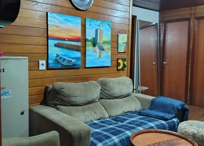 Florido Homestay *